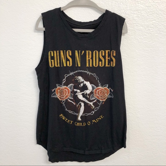 Tops - Guns N Roses 🌹 {sweet child of mine}